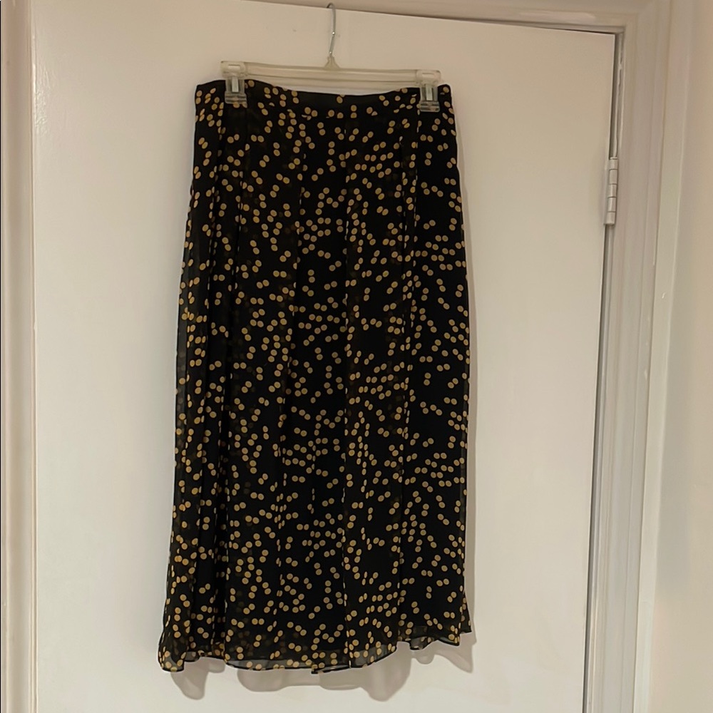 Anne Klein Black Skirt with Gold Pattern